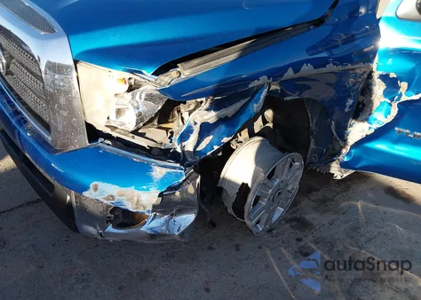 2008 Toyota Tundra Base 5.7L V8 z USA, uszkodzony, nr VIN 5TFRV54138X065033